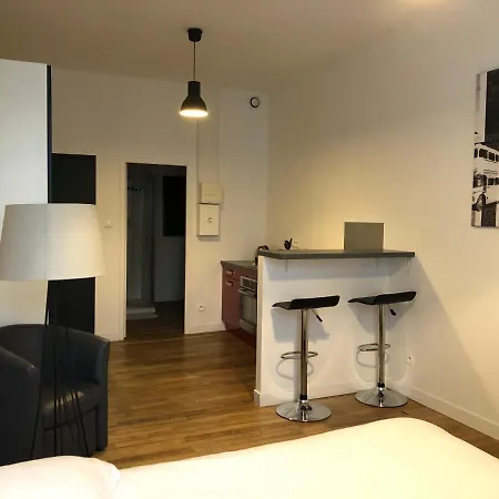 Som-Home Aparthotel 3*